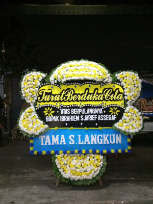 Papan Bunga Duka di Sei Buah